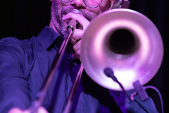 21-2025-10-18-20-27-47